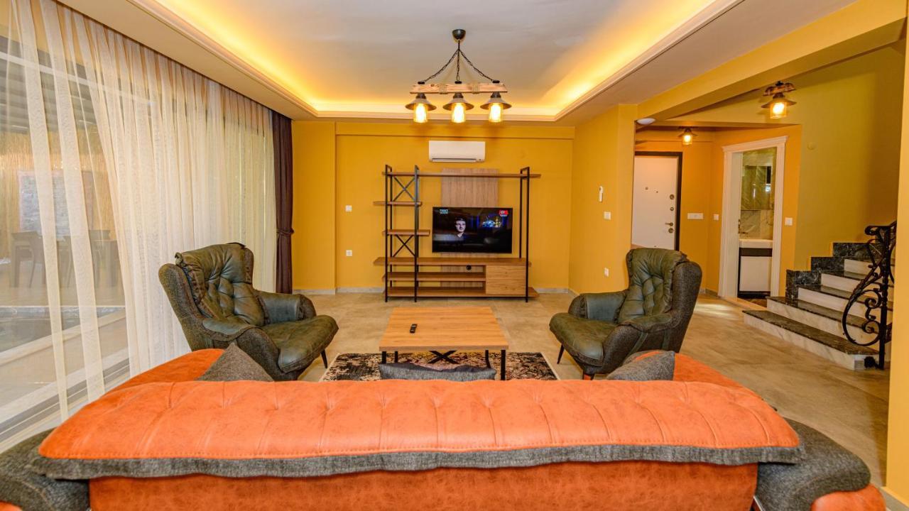 Söğüt 4 - 4 Bedroom With Jacuzzi In Fethiye