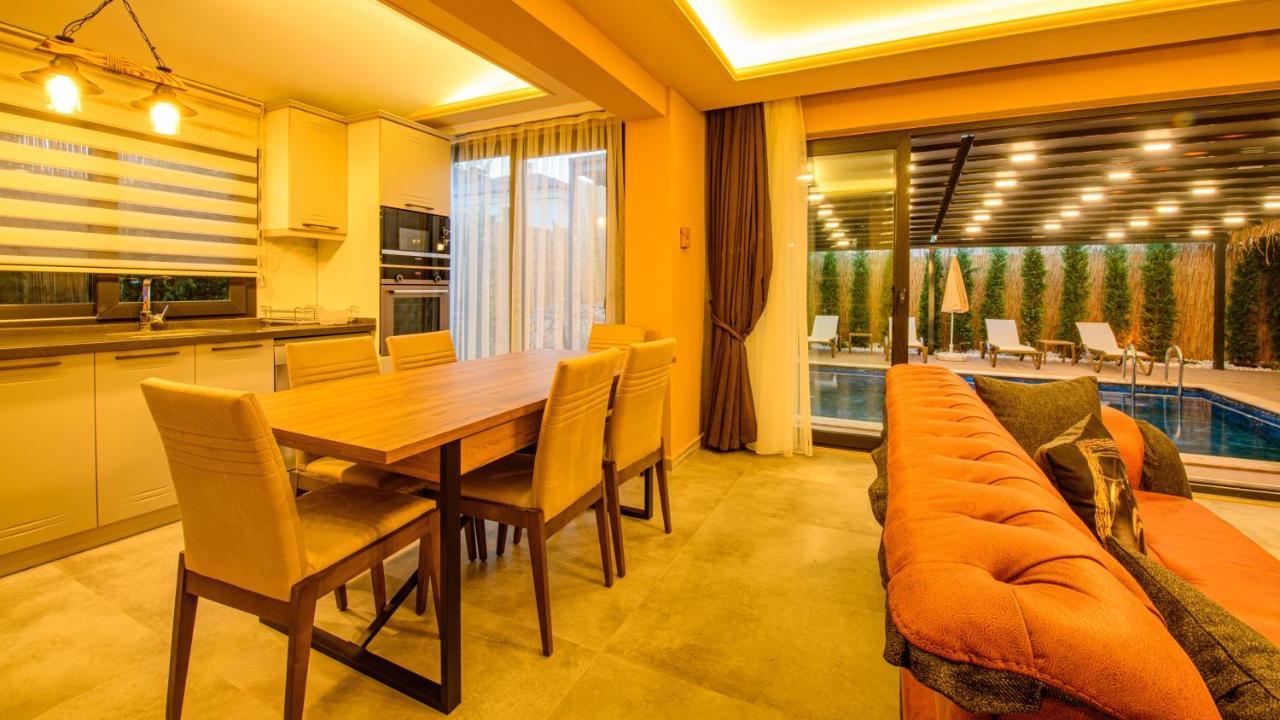 Villa Söğüt 4 - 4 Bedroom With Jacuzzi In Fethiye